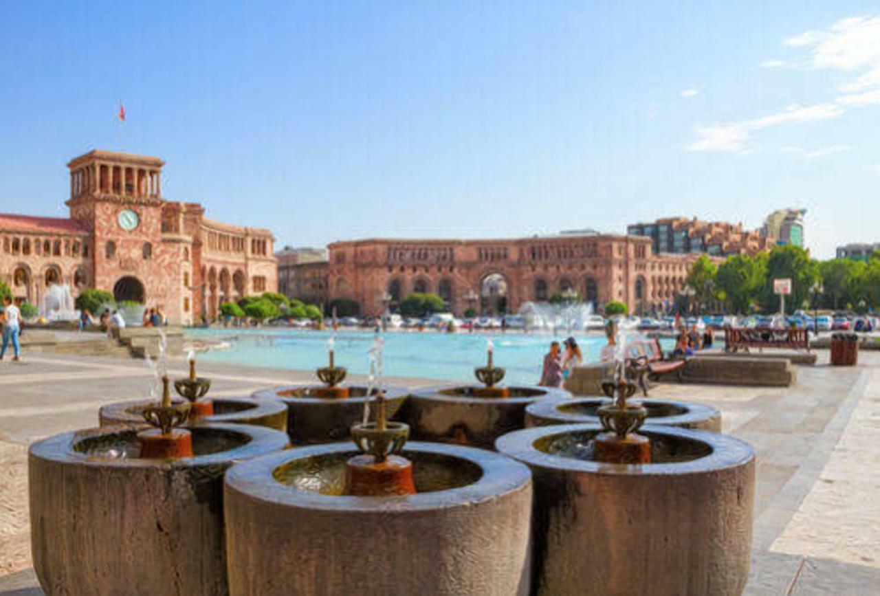 Luxury Apartment With Jacuzzi On Republic Square Jerevan Eksteriør billede